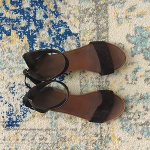 Summer heels block heel size 8